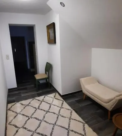 2 Apartment *