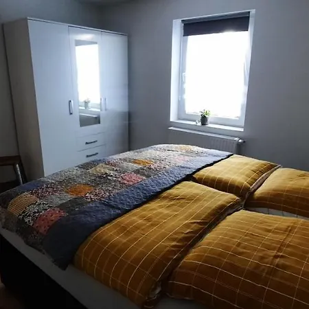 2 Apartment *