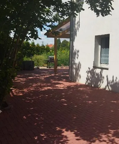 2 Daire Westerhausen